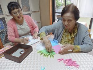 洗濯ばさみ